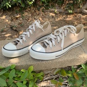 Beige Converse All Stars 5.5  7.5 Chuck Taylors